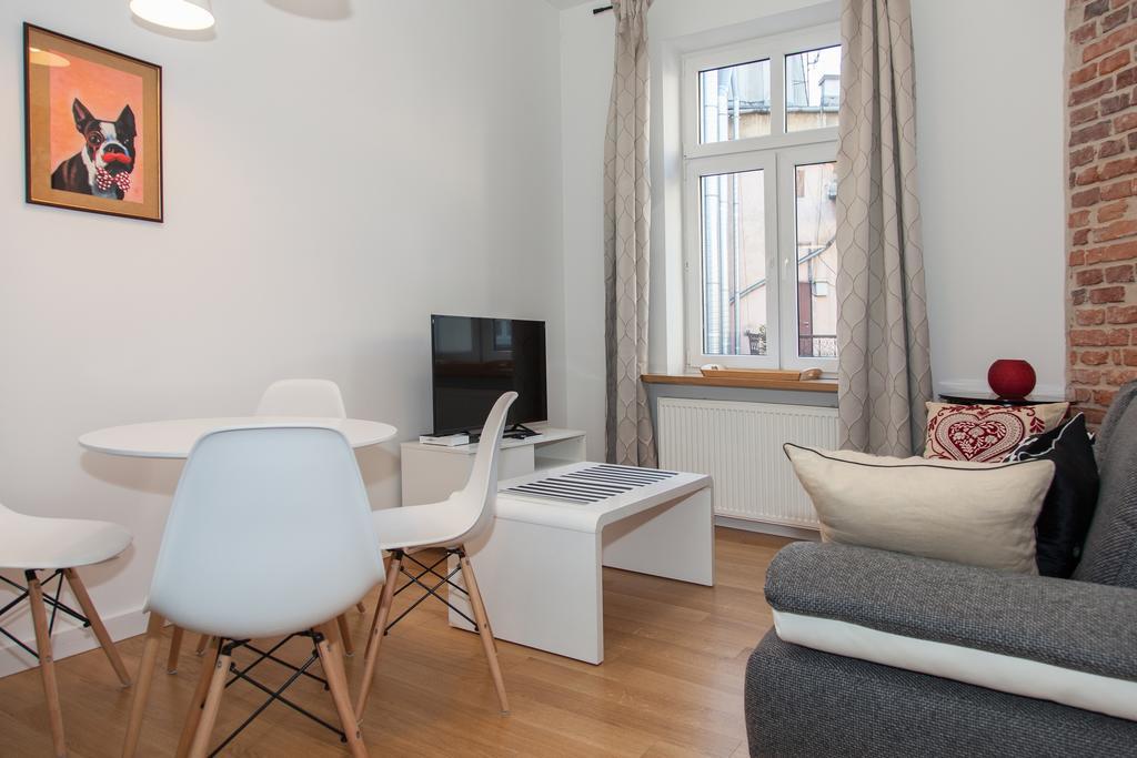 Bc7 Apartments Krasków Εξωτερικό φωτογραφία