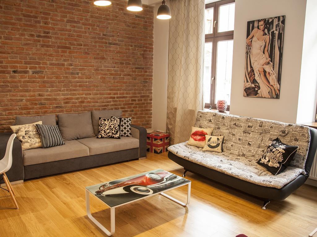 Bc7 Apartments Krasków Εξωτερικό φωτογραφία