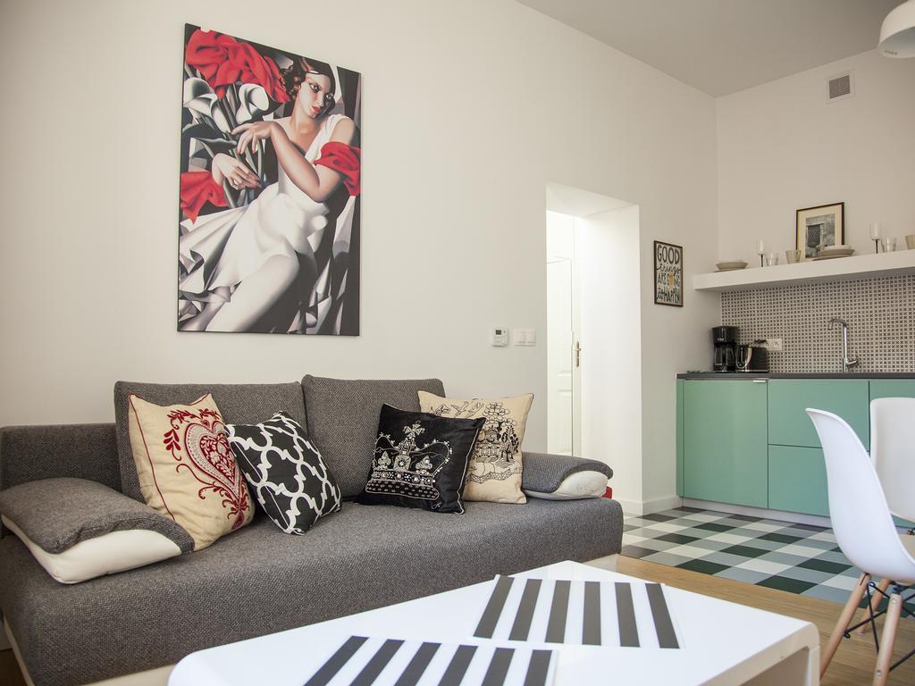 Bc7 Apartments Krasków Εξωτερικό φωτογραφία